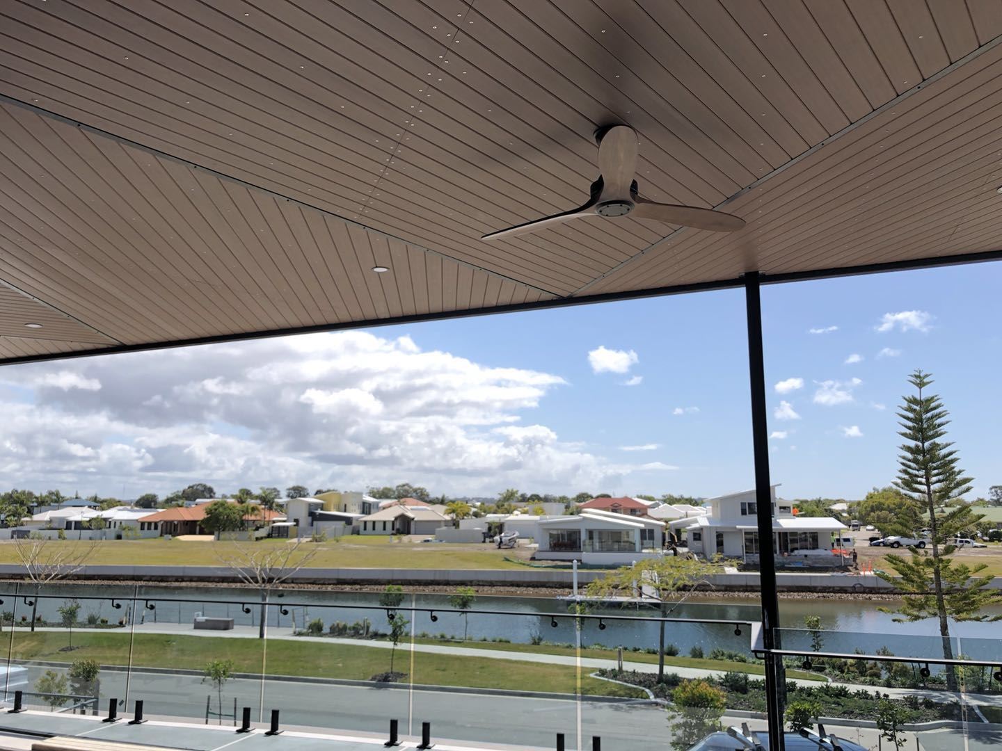 WPC maket status-广广州州圆航-第3组-张丽霞